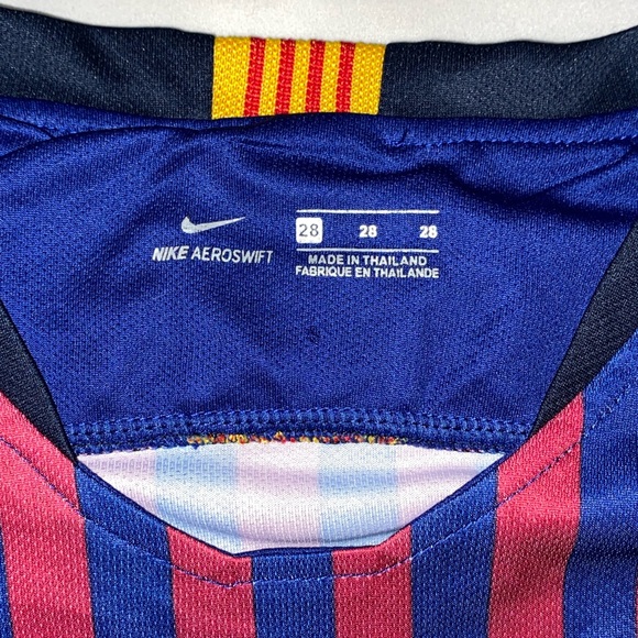 Lionel Messi Barcelona Jersey Nike Size 28 - Picture 3 of 5